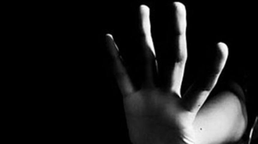 13 yaşındaki erkek &ccedil;ocuğa tecav&uuml;z!