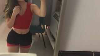 Kızını iş insanı zanneden baba, sosyal medyadan çıplak fotoğraflarını keşfedince hayal kırıklığını anlattı