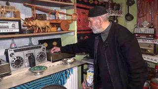 Evinin bir köşesine müze havası verdi! İsmini Türk Köşesi koydu: Onlarla arkadaş oldum