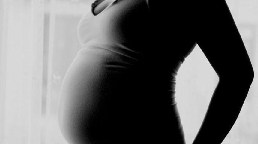 8 aylık hamile kadın intihar etti