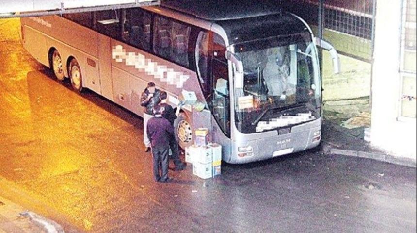 Otob&uuml;slere &ouml;l&uuml;m yağı