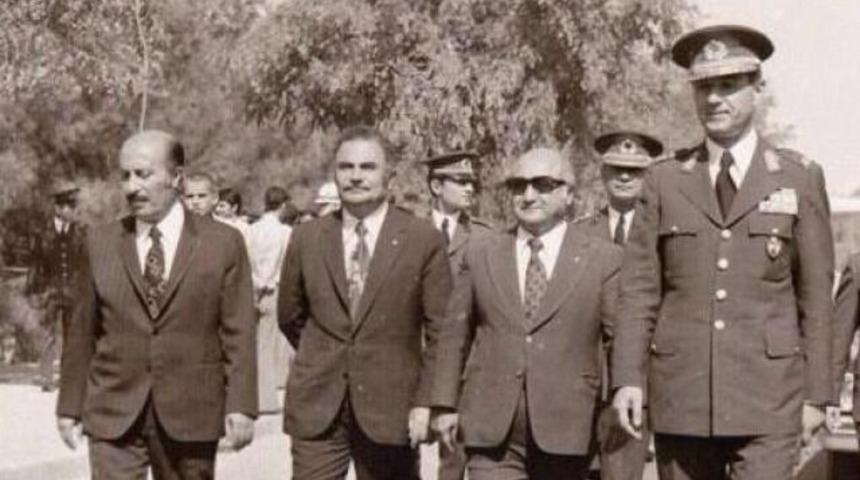 Babasının fotoğraflarını paylaştı