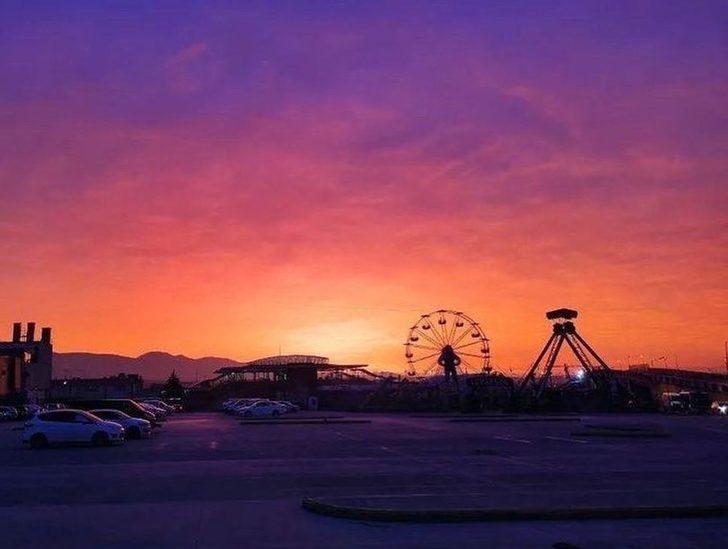 İzmir’de gökyüzünü gören telefona sarıldı! Sosyal medyadan paylaşılan görüntüler şaşkına çevirdi G2