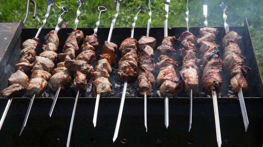 Et yemek böbrek taşına neden olur mu? Böbrek taşı eritilebilir mi?