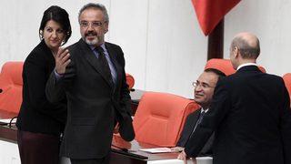 BDP'li Pervin Buldan'dan, Sırrı Sakık'a tepki