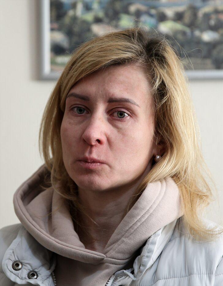 Ukraynalı anne, savaşı "oyun" sanan kızıyla Antalya'ya kardeşinin yanına sığındı G5