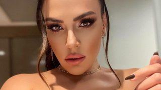 Ünlü sunucu Buket Aydın spor yaptığı anları paylaştı! Fiziğini gözler önüne serdi