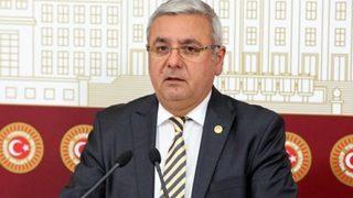 Metiner'den ilginç ayakkabı kutusu yorumu