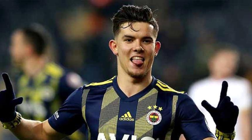 Ferdi Kadıoğlu kimdir? Nereli ve kaç yaşında? Ferdi Kadıoğlu hangi takımlarda oynadı? Fenerbahçe'de sözleşmesi uzatıldı mı?