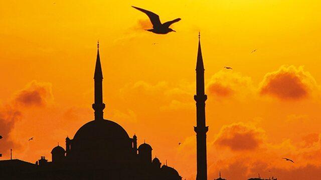 Berat Kandili'nde okunacak dualar ve sureler nelerdir? Berat Kandilinde hangi dualar okunur? Berat Kandilinde nasıl dua edilir? 