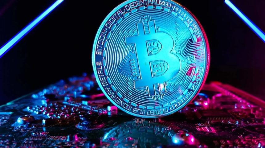 Bitcoin ve kripto paralar Fed ile yükseldi! Verilere işaret ederek 'yükseliş' sinyali verdi