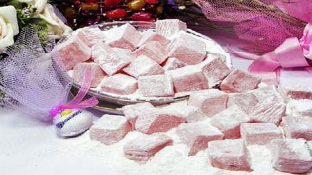 Türk lokumu yatağa girdi