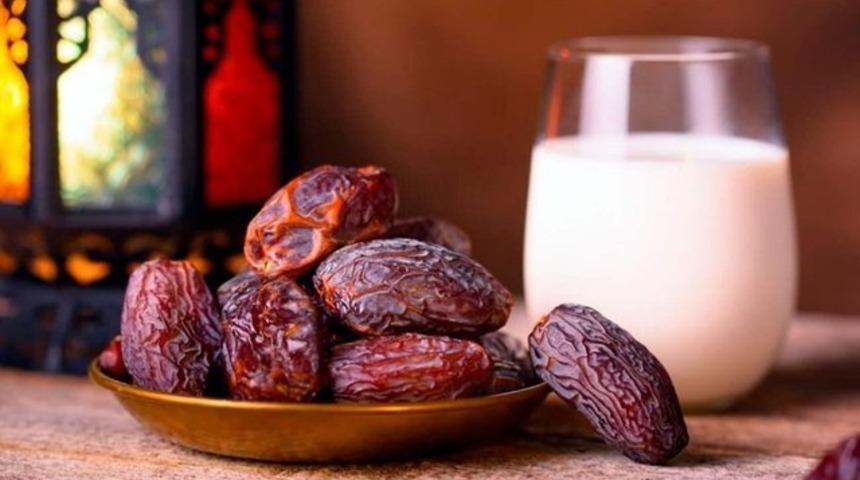 Berat Kandili orucu ne zaman tutulur? Berat Kandili orucu kaç gün tutulur ve fazileti nedir? Kandil orucu kaç gün tutulur? Berat Kandili orucu var mı yok mu? 
