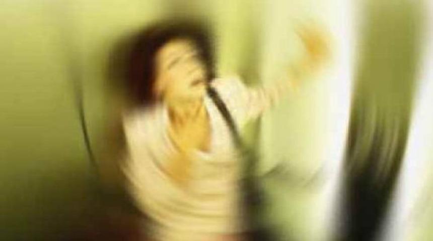 Kadık&ouml;y'de asans&ouml;r sapığı yakalandı