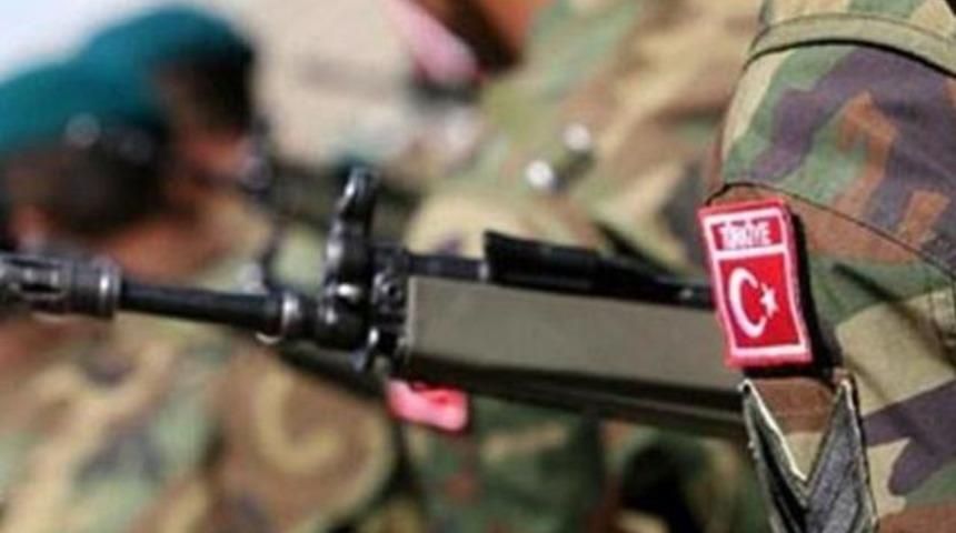 '200 Türk subayı Suriye'ye sızdı'