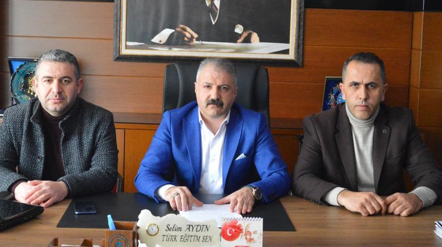 Atamasından sonra 26 ay göreve başlatılmadı, göreve başladığı gün görevden alındı