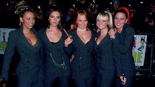 Victoria Beckham şarkı söylemeden servet kazanıyor