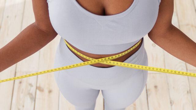 Mankenlere taş çıkaran fit görünüm için keten tohumlu yoğurt! Keten tohumlu yoğurt nasıl yapılır?