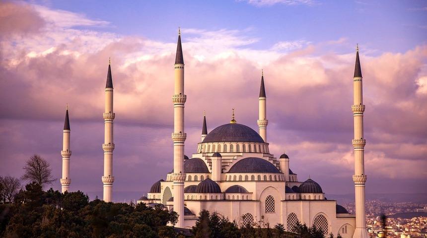 25 Mart 2022 Cuma Hutbesi konusu nedir? Cuma namazı saat kaçta? İşte il il namaz vakitleri...