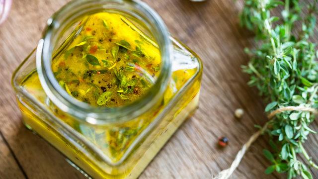 Yaraları iyileştirir, kanseri durdurur, nefes almayı rahatlatır... Kekik yağı nedir, kekik yağının faydaları nelerdir?