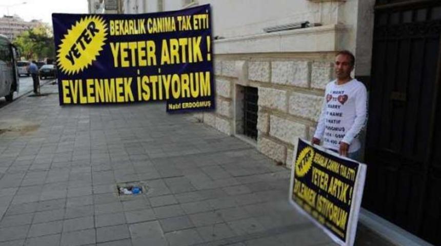 Fransız Konsolosluğu önünde bakın ne yaptı