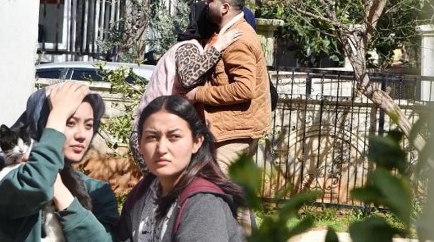 Antalya'daki yeni evli çift kabusu yaşadı! Evlerinde oturan çift neye uğradığını şaşırdı