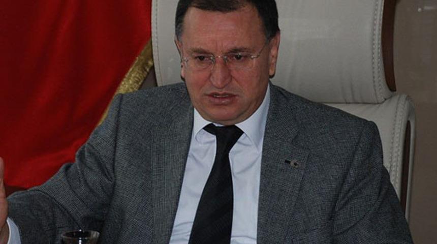 "Doğan 4 çocuktan 3'ü Suriyeli" sözleri gündem olmuştu! Hatay Büyükşehir Belediye Başkanı Lütfü Savaş hakkında suç duyurusunda bulunuldu
