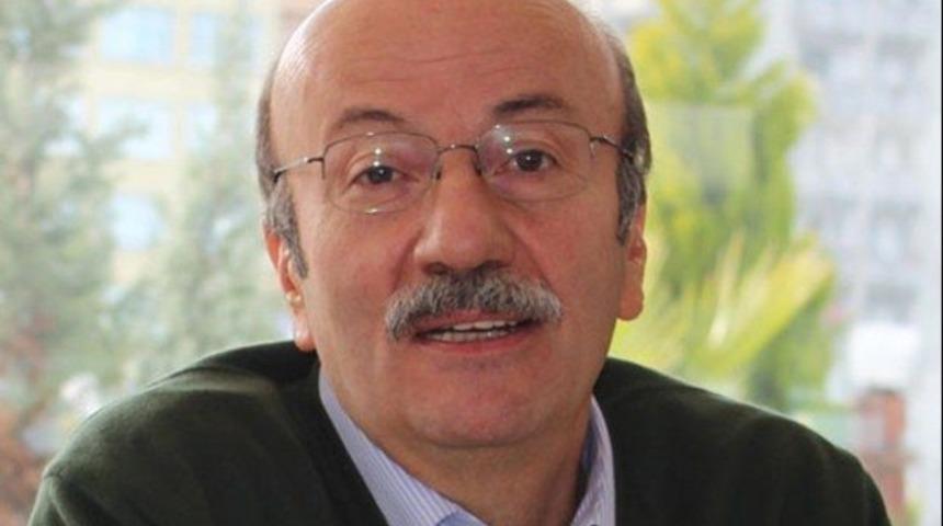 Saadet Partili Mehmet Bekaroğlu CHP’ye üye oldu