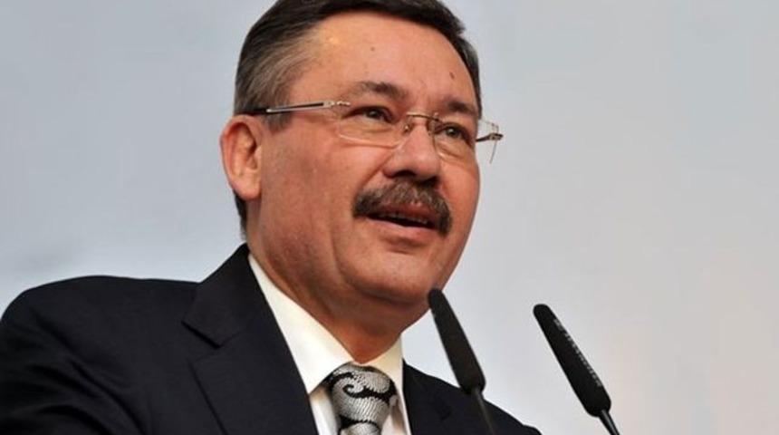 Melih Gökçek: Ateş bacayı sardı