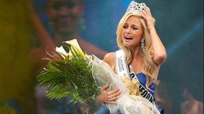 Amerikan güzeline webcamde tuzak