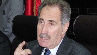 Günay, Davutoğlu'na 'dikey yapılaşma'yı sordu