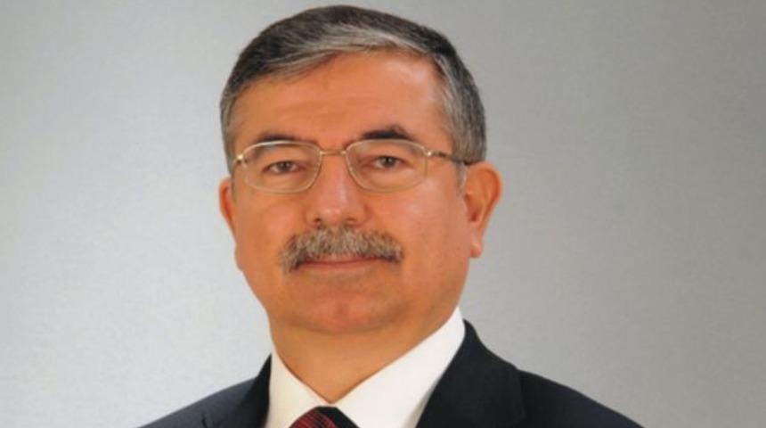 İsmet Yılmaz kimdir?