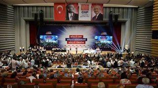 Özçelik için ya istifa ya danışman formülü