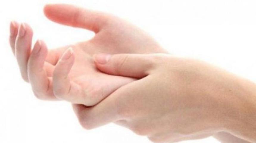 El titremesi &ouml;zellikle gen&ccedil;lerde &ccedil;ok yaygınlaştı