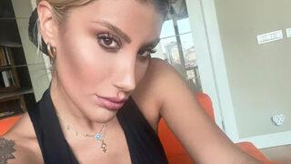 İrem Derici aşka geldi! Cem Belevi ile erken doğum günü kutlaması 