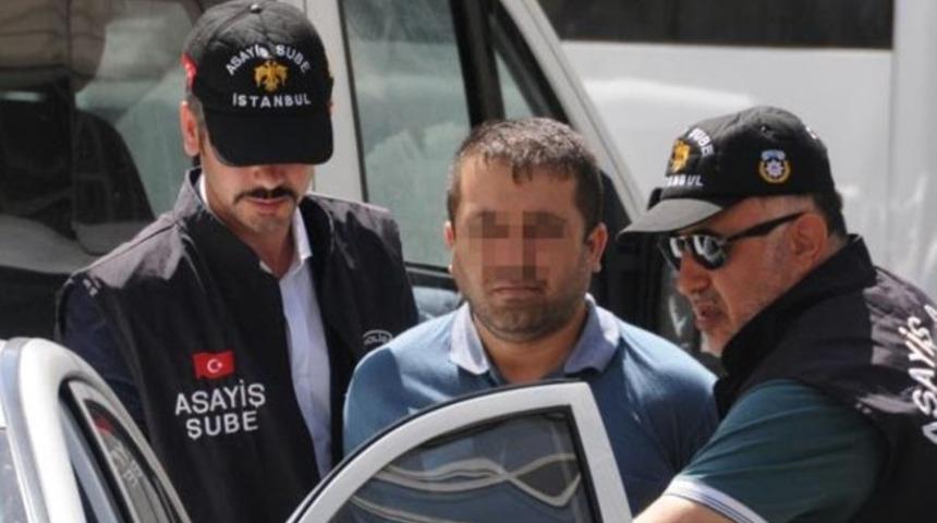 'Her zaman nasıl d&ouml;v&uuml;yorsam &ouml;yle d&ouml;vd&uuml;m'