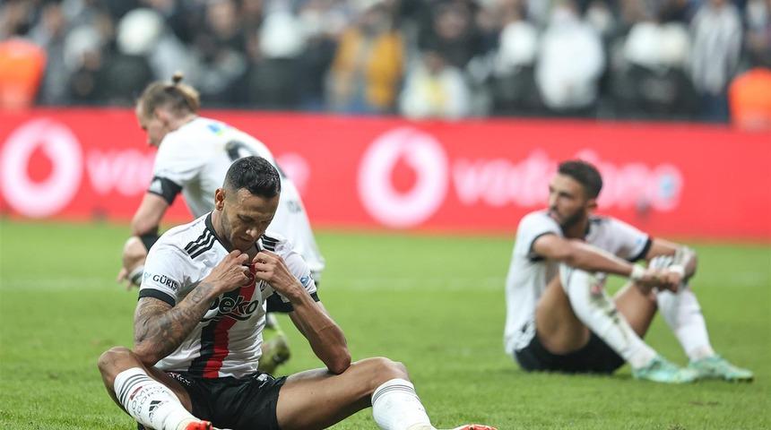 Beşiktaş için olay sözler: "Seneye bu takımda olmaz!"
