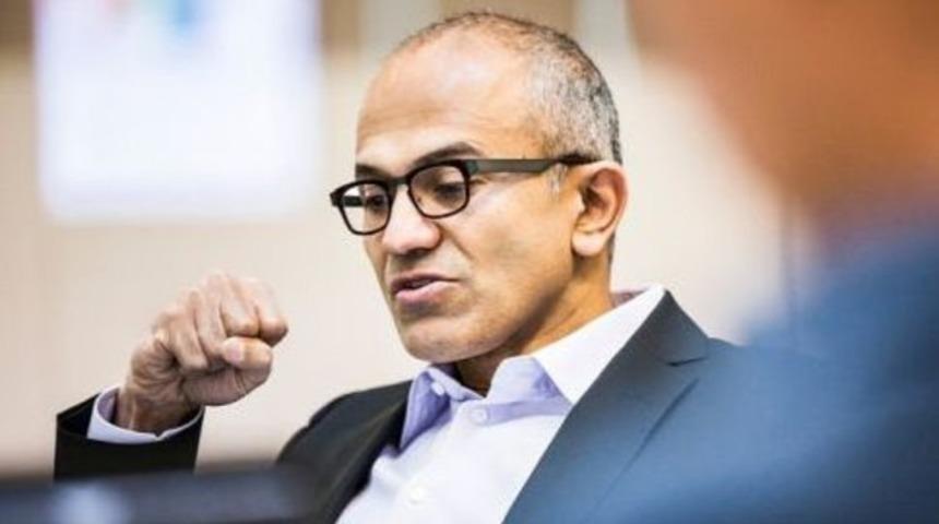 Satya Nadella analistlerden tam not aldı