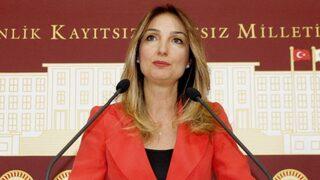 Aylin Nazlıaka: Melih Gökçek halkı kandırıyor!