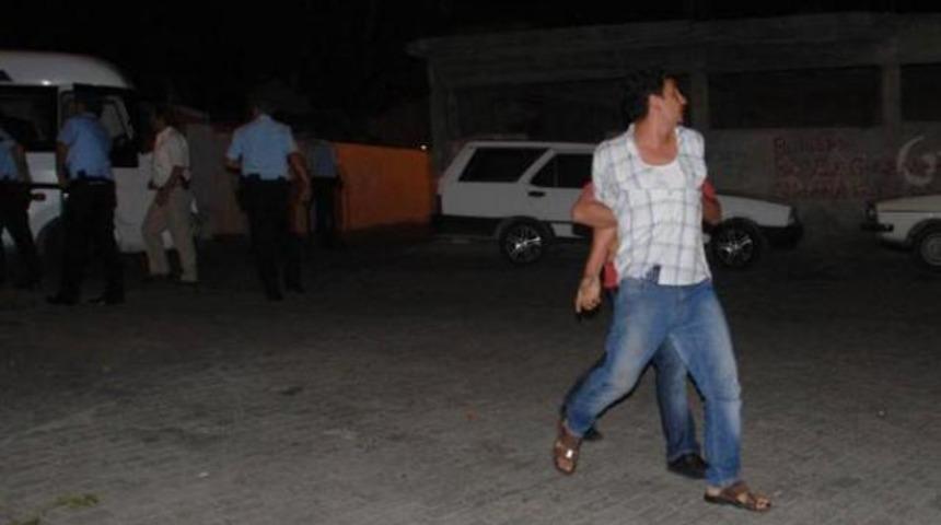 Aydın'da polisi taşladılar