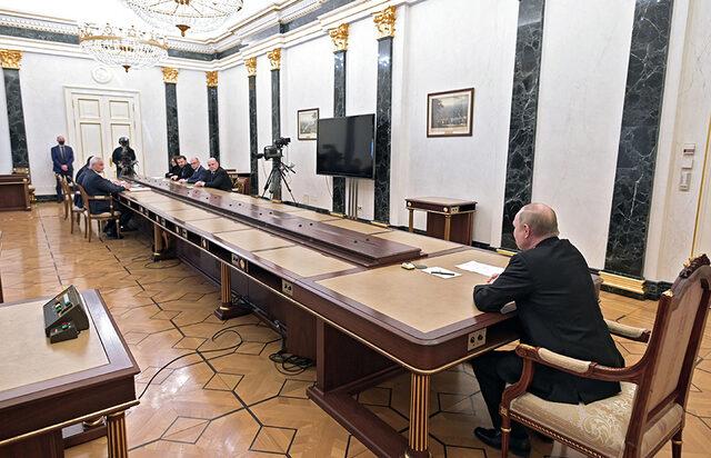 Batılı istihbaratçıların peşinde olduğu soru: Putin in aklından neler geçiyor? 1