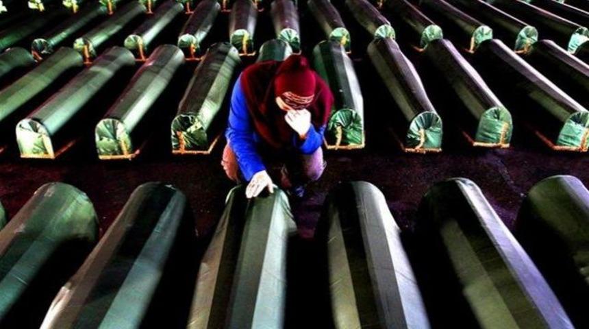 Hukuk Boşnaklara 'ihanet etti'