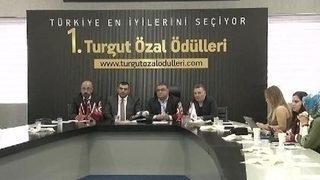 Ahmet Özal siyasete geri dönüyor