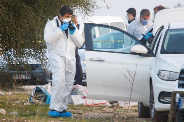 Antalya da terk edilmiş otomobilin bagajından ceset çıktı 8