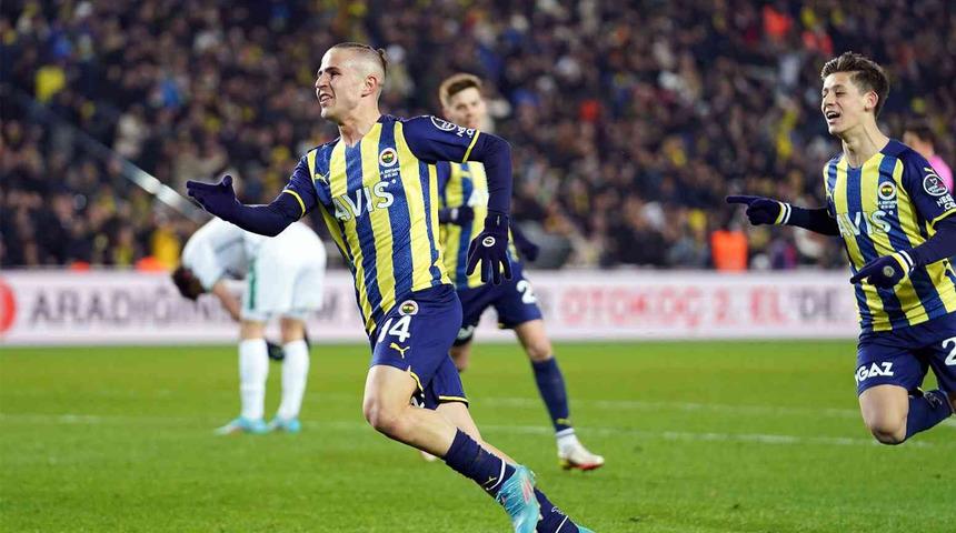 Maçın kahramanı Pelkas konuştu: Taraftarımızı mutlu etmek harika