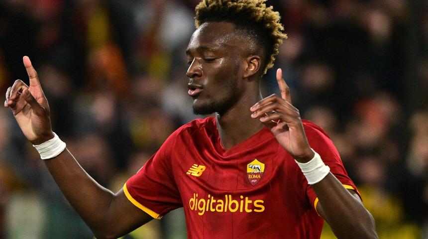 İtalya'da başkent derbisinin galibi Roma oldu! Lazio yine mağlup...