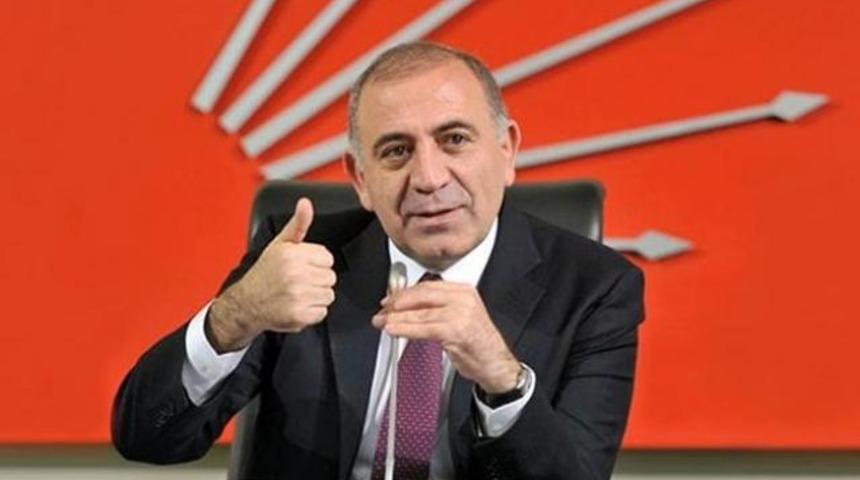 Gürsel Tekin kimdir?