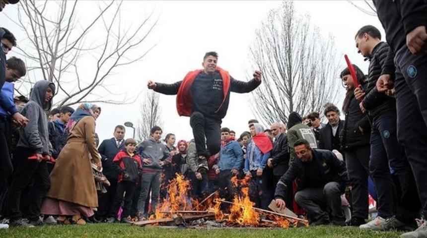 Baharın habercisi Nevruz Geldi! Nevruz nedir? Nevruz neden kutlanır? Nevruzu kim kutlar?