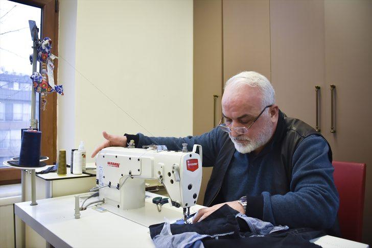 "Aydın Baba" yıllardır Darülaceze sakinlerinin elbiselerini onarıyor G2