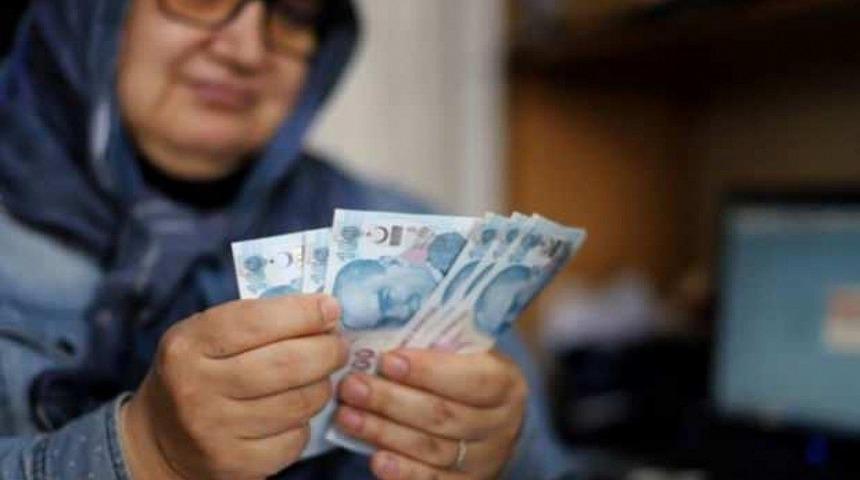 Bunu es geçmeyin: Erken yaştan emeklilik mümkün... SGK Uzmanı açıkladı! Kadınlar 46 erkekler 48 yaşında emekli olabilir